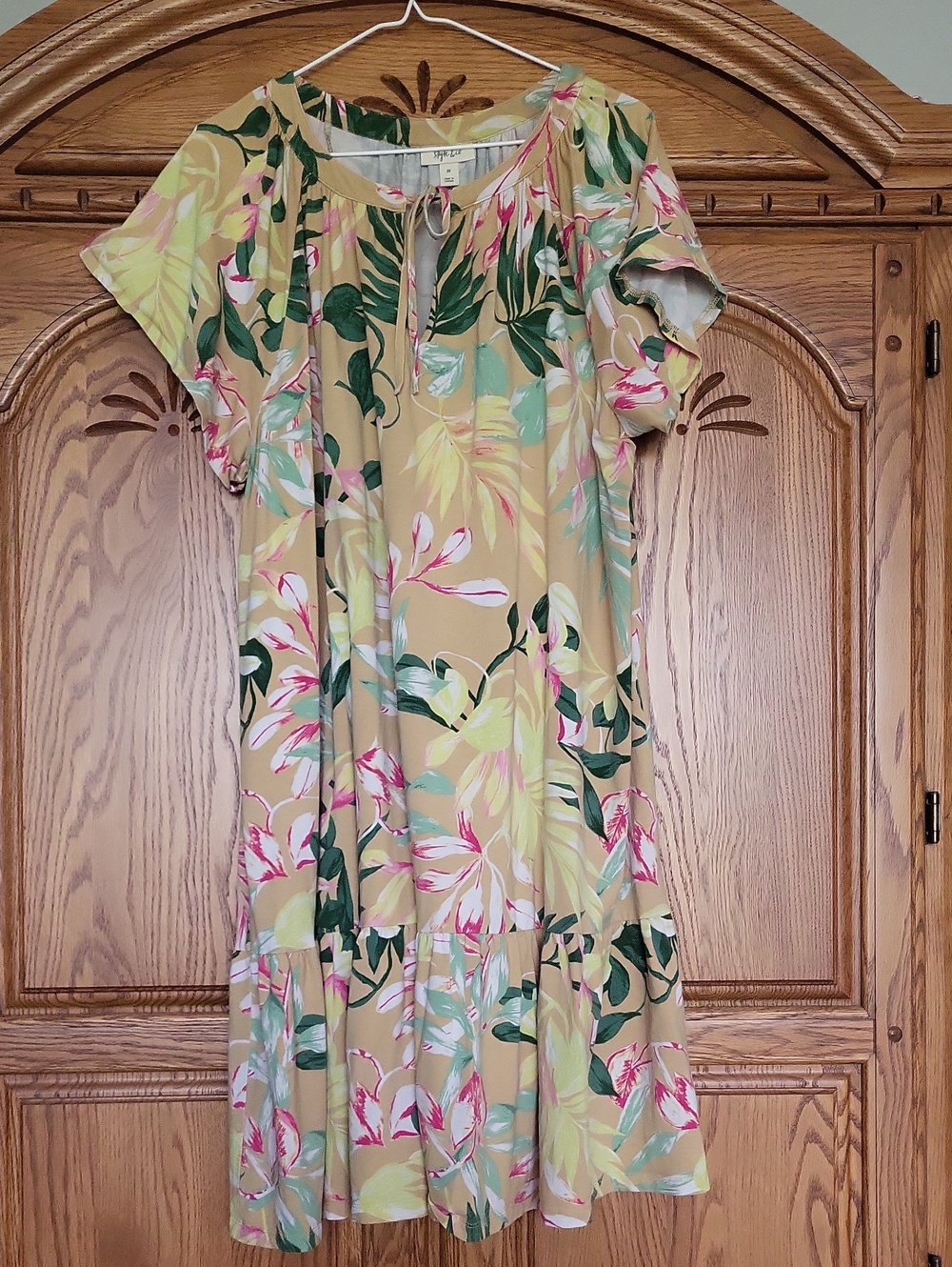Style & Co. Beige Floral Midi Dress with Pink & Green Leaves